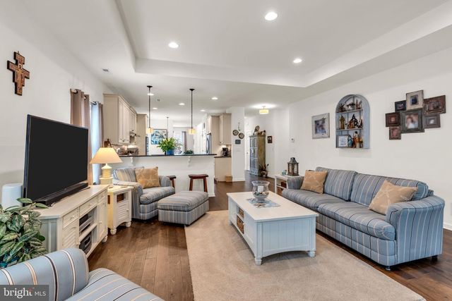 25 TWILIGHT DR, Barnegat, NJ 08005