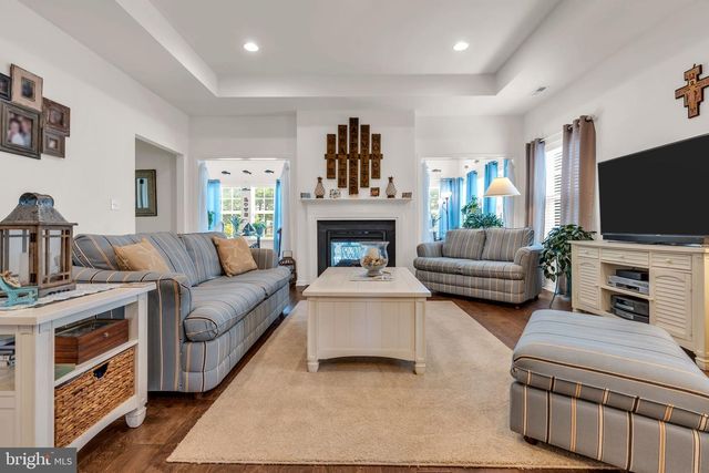 25 TWILIGHT DR, Barnegat, NJ 08005