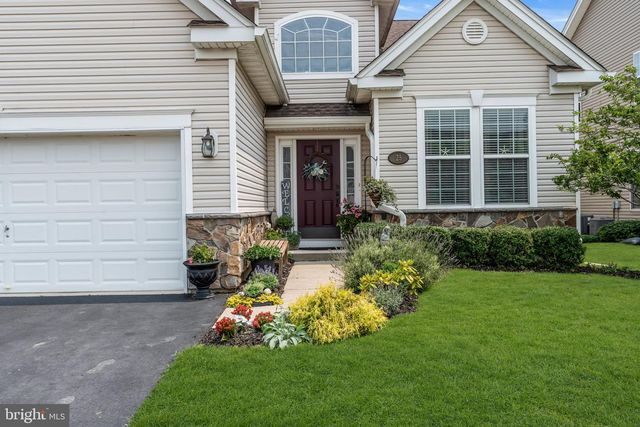 25 TWILIGHT DR, Barnegat, NJ 08005