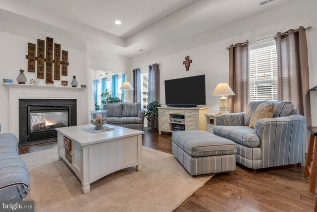 25 TWILIGHT DR, Barnegat, NJ 08005