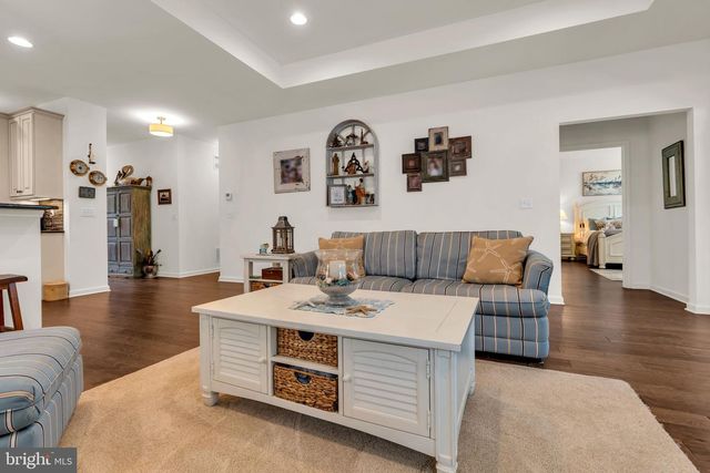 25 TWILIGHT DR, Barnegat, NJ 08005