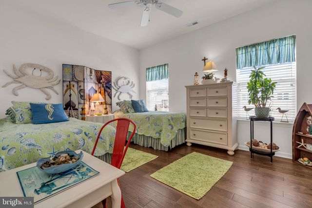 25 TWILIGHT DR, Barnegat, NJ 08005