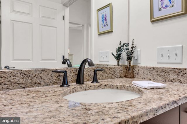 25 TWILIGHT DR, Barnegat, NJ 08005