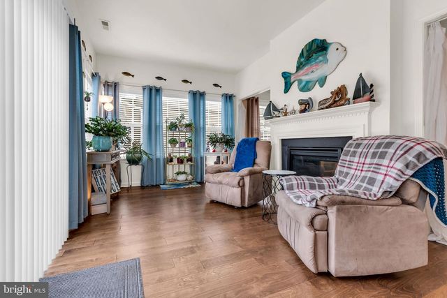 25 TWILIGHT DR, Barnegat, NJ 08005