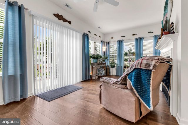 25 TWILIGHT DR, Barnegat, NJ 08005