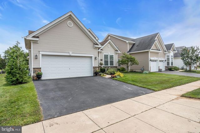 25 TWILIGHT DR, Barnegat, NJ 08005