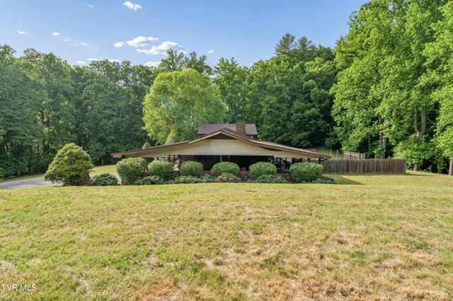 128 Lum Mcintosh Road, Erwin, TN 37650
