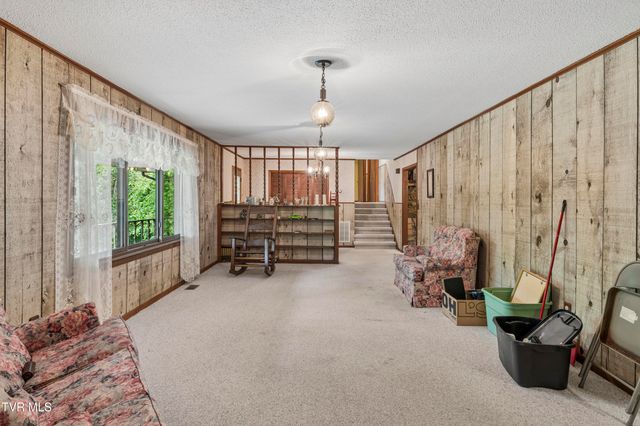 128 Lum Mcintosh Road, Erwin, TN 37650