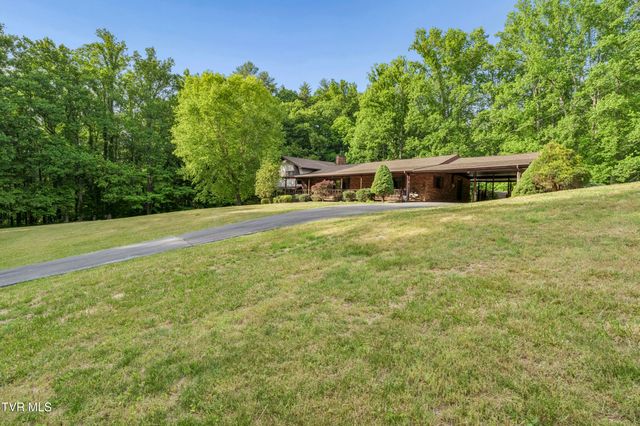 128 Lum Mcintosh Road, Erwin, TN 37650