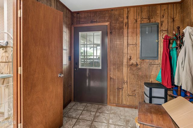 128 Lum Mcintosh Road, Erwin, TN 37650