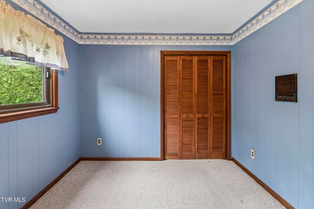 128 Lum Mcintosh Road, Erwin, TN 37650