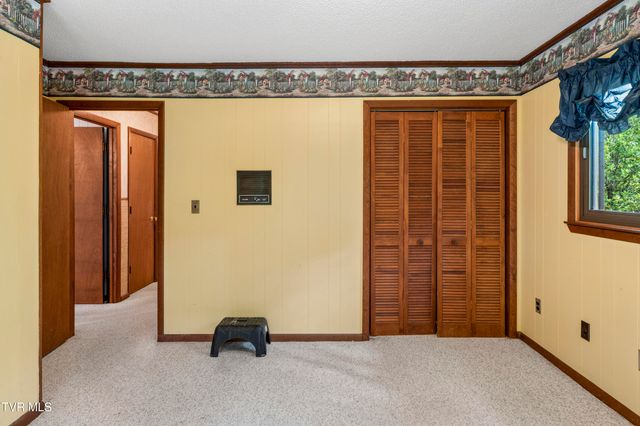 128 Lum Mcintosh Road, Erwin, TN 37650
