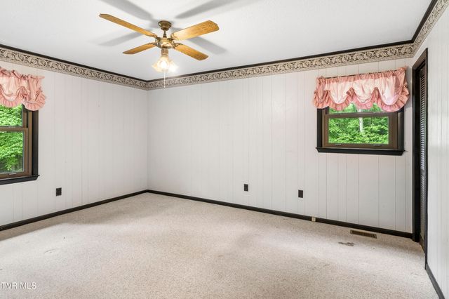 128 Lum Mcintosh Road, Erwin, TN 37650