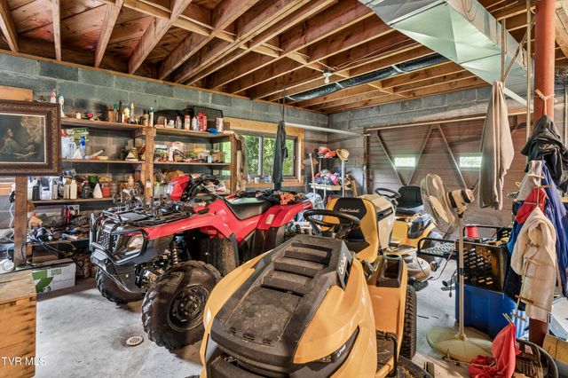 128 Lum Mcintosh Road, Erwin, TN 37650