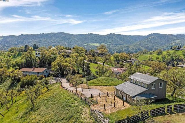 855 B El Pintado Rd, Danville, CA 94526