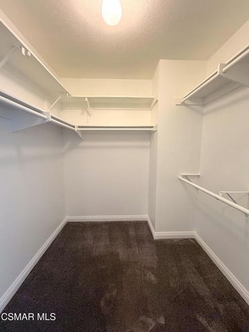 18242 Burbank Boulevard 8, Tarzana, CA 91356