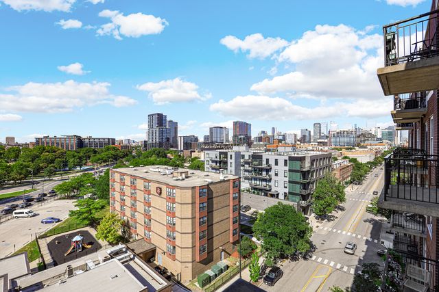 6 S Laflin Street 801, Chicago, IL 60607