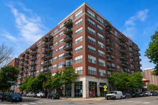 6 S Laflin Street 801, Chicago, IL 60607