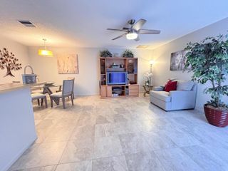9 CROSSINGS Circle D, Boynton Beach, FL 33435
