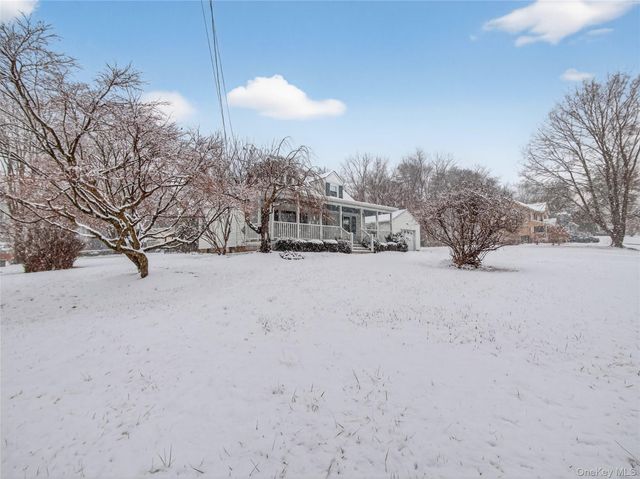 56 Buttonwood Place, Blauvelt, NY 10913