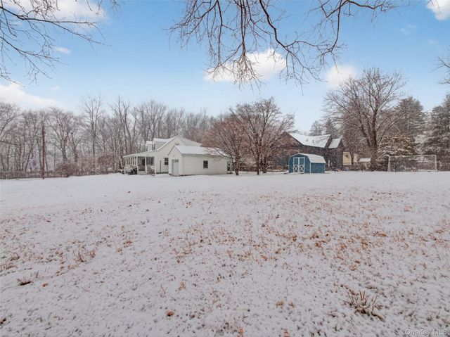 56 Buttonwood Place, Blauvelt, NY 10913