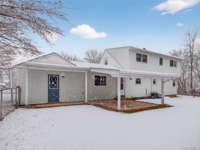 56 Buttonwood Place, Blauvelt, NY 10913