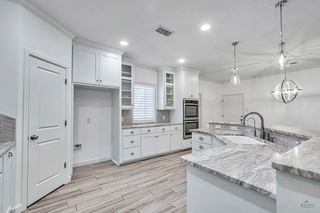 6100 Frio Dr, Midland, TX 79707