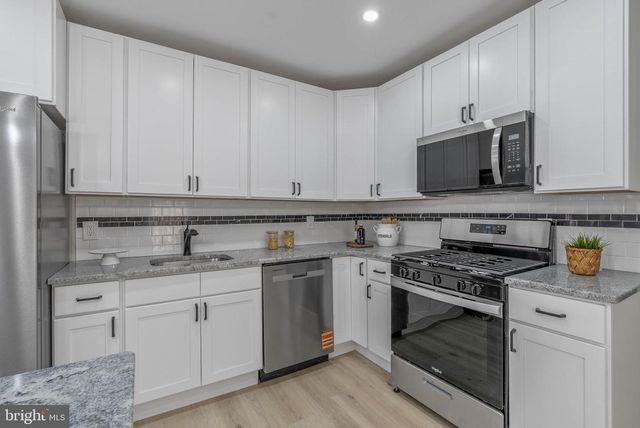 2908 W MASTER ST, Philadelphia, PA 19121