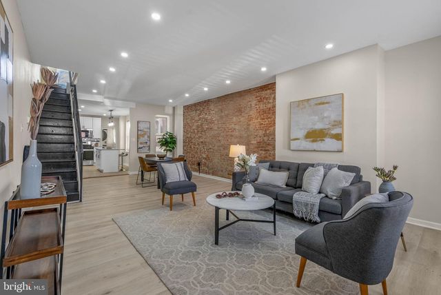 2908 W MASTER ST, Philadelphia, PA 19121