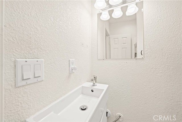 816 W G, Ontario, CA 91762