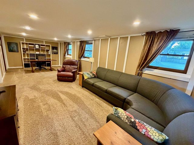 744 Sussex Drive, Janesville, WI 53546