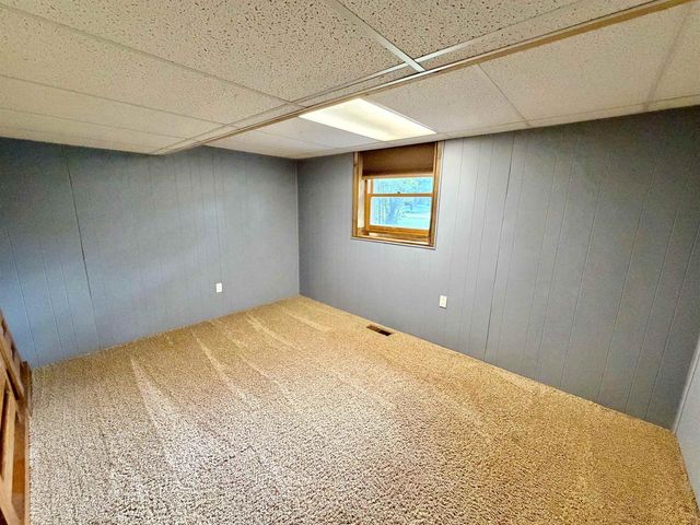 744 Sussex Drive, Janesville, WI 53546