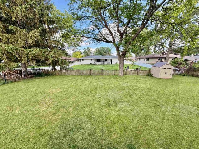 744 Sussex Drive, Janesville, WI 53546
