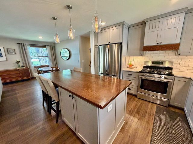 744 Sussex Drive, Janesville, WI 53546