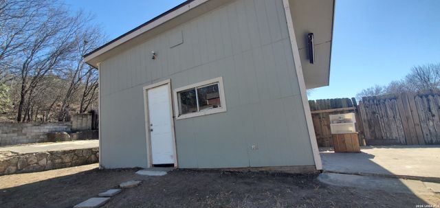 7206 MARBLE CREEK DR, San Antonio, TX 78238