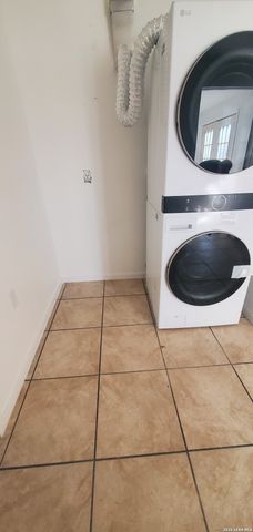 7206 MARBLE CREEK DR, San Antonio, TX 78238