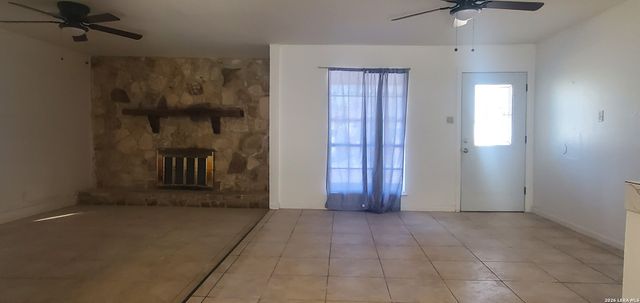 7206 MARBLE CREEK DR, San Antonio, TX 78238