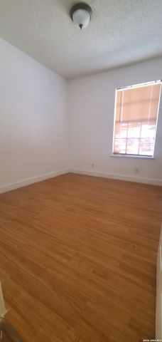 7206 MARBLE CREEK DR, San Antonio, TX 78238