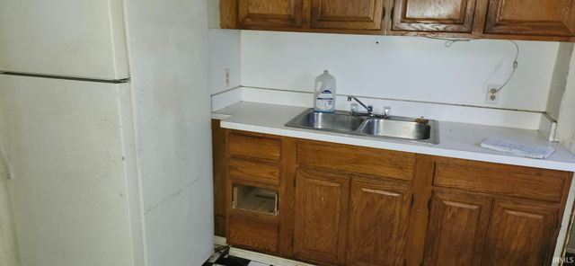 814 Cassopolis Street, Elkhart, IN 46514