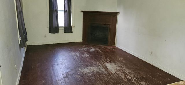 814 Cassopolis Street, Elkhart, IN 46514