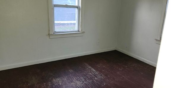 814 Cassopolis Street, Elkhart, IN 46514