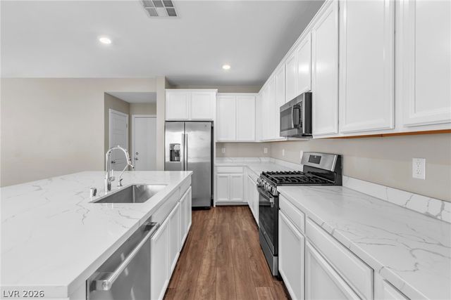 4018 W Le Baron Ave, Las Vegas, NV 89141
