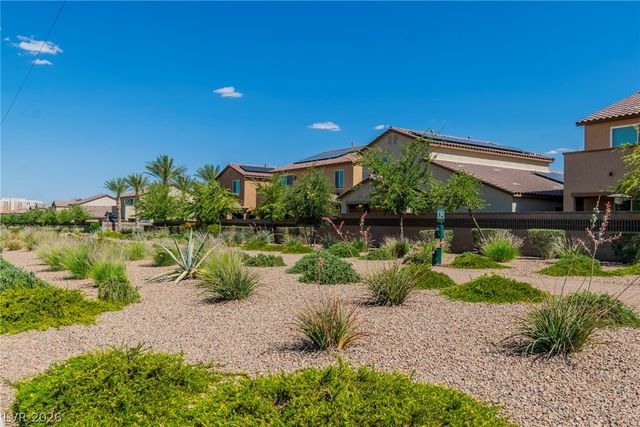 4018 W Le Baron Ave, Las Vegas, NV 89141