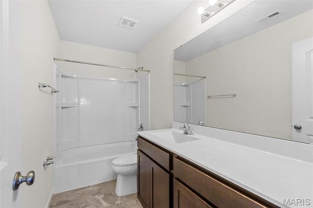 553 Evening Primrose Drive, Wentzville, MO 63385