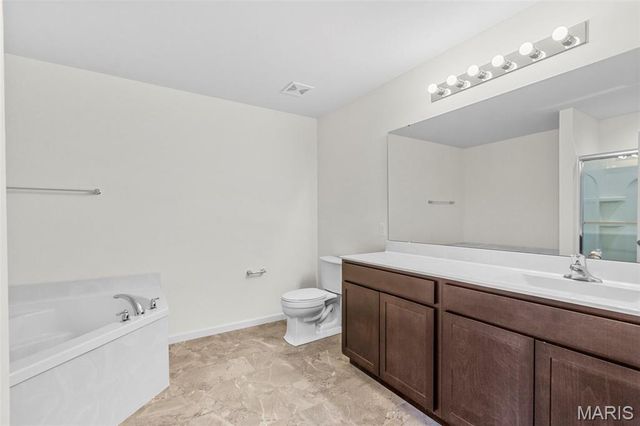 553 Evening Primrose Drive, Wentzville, MO 63385