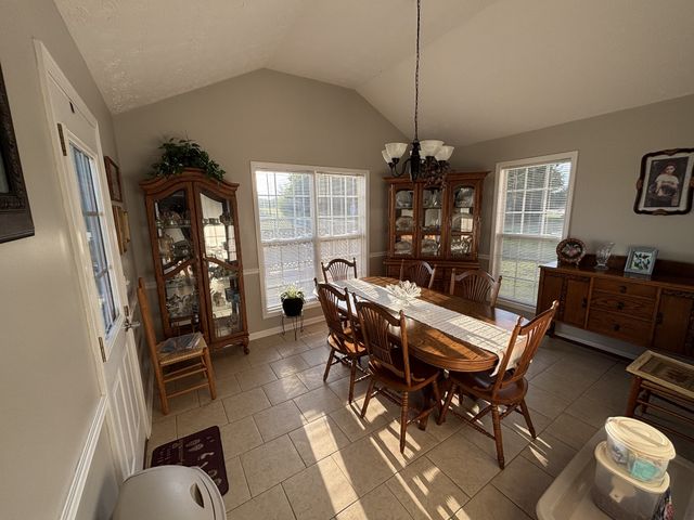 479 Wesley Chapel Rd, Lawrenceburg, TN 38464