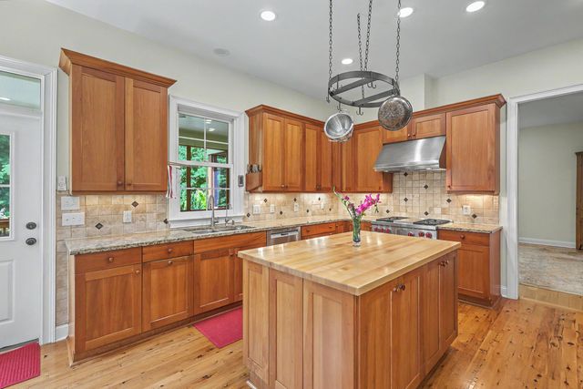 128 Boyle Way, Summerville, SC 29485