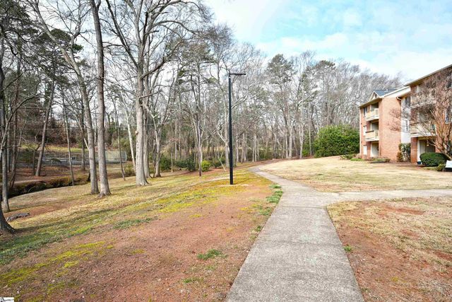 508 Wren Way, Greenville, SC 29605