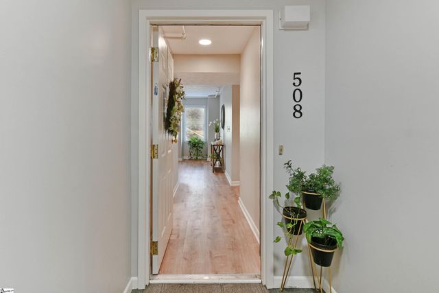 508 Wren Way, Greenville, SC 29605