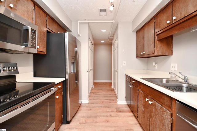 508 Wren Way, Greenville, SC 29605